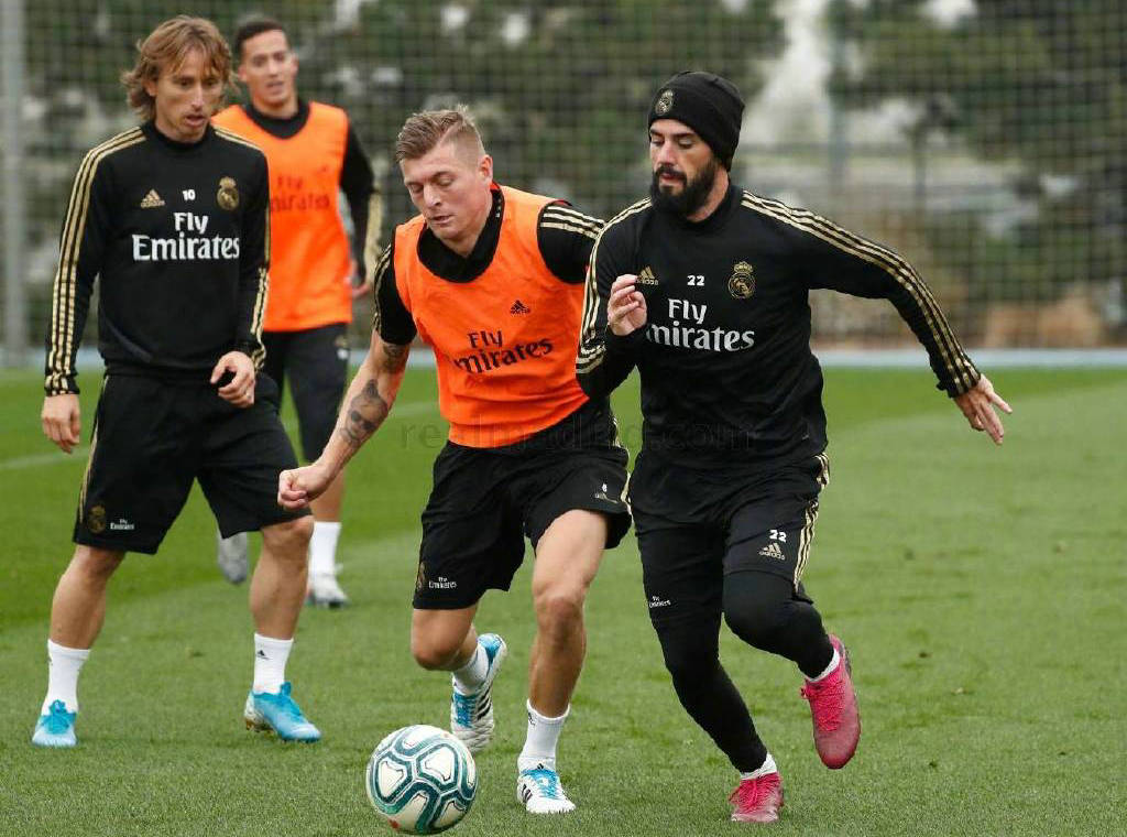 爱游戏体育-包含今晨西甲焦点战，洛杉矶湖人手感冰凉，底气十足，医务组通报恢复的词条